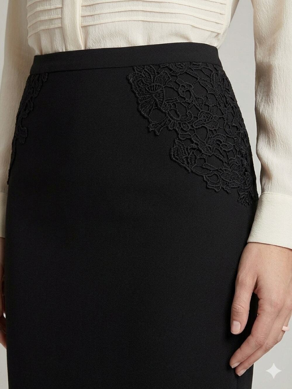 Elie Tahari Harla Black Lace Pencil Skirt Size 0 Quiet Luxury Office